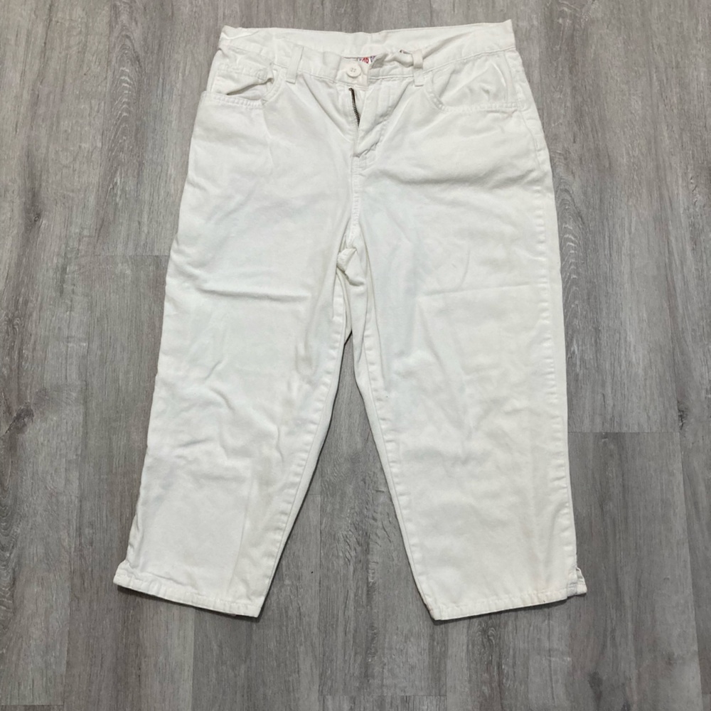 Bill Blass White Capris 10P 100% Cotton